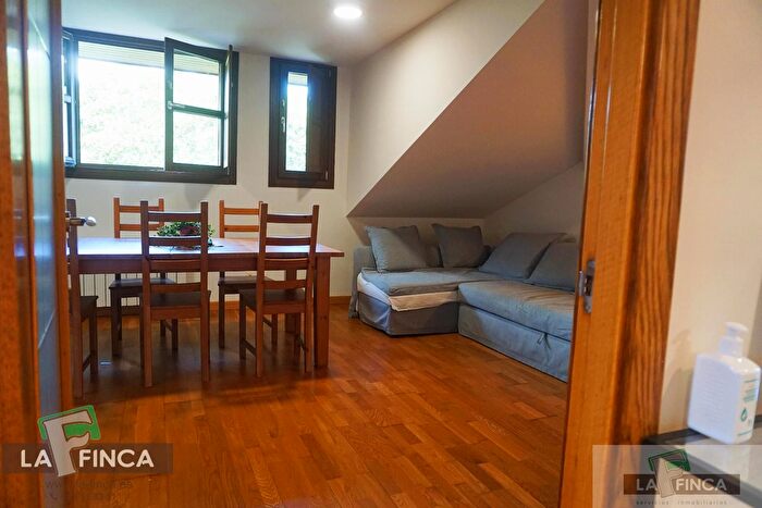 Casas en venta y pisos alquiler - 2