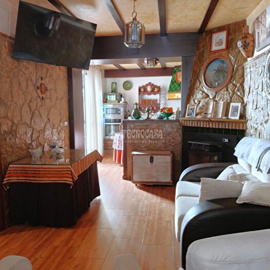 Casas en venta y pisos alquiler - 3