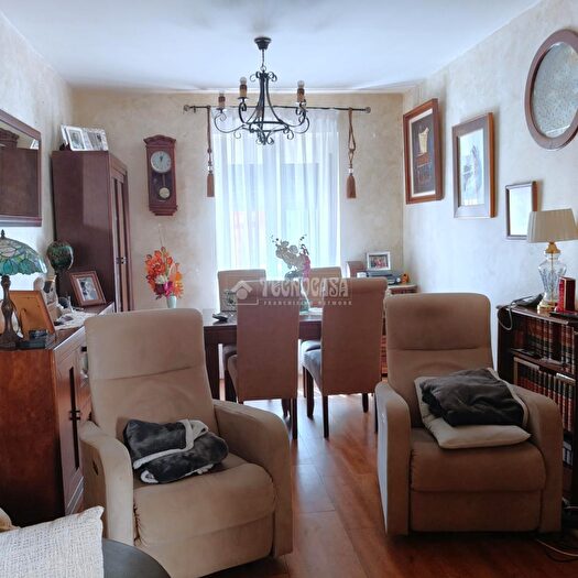 Casas en venta y pisos alquiler - 2