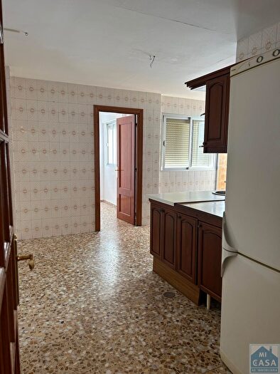 Casas en venta y pisos alquiler - 3