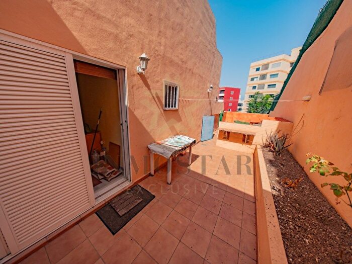 Casas en venta y pisos alquiler - 1