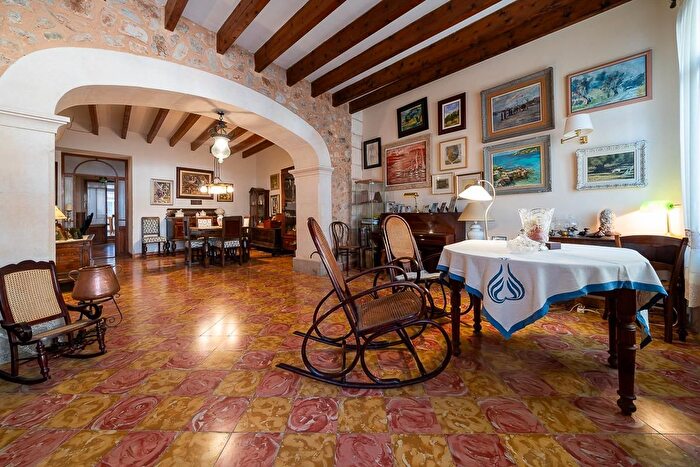 Casa en venta en Vilafranca de Bonany, Illes Balears de 5 habitaciones