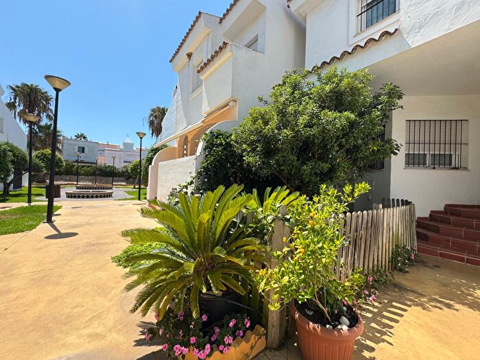 Casa en venta en Costa Ballena Golf, Rota de 3 habitaciones