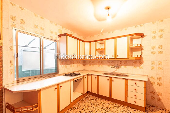 Casas en venta y pisos alquiler - 2