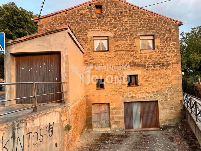 Casas en venta y pisos alquiler - 3