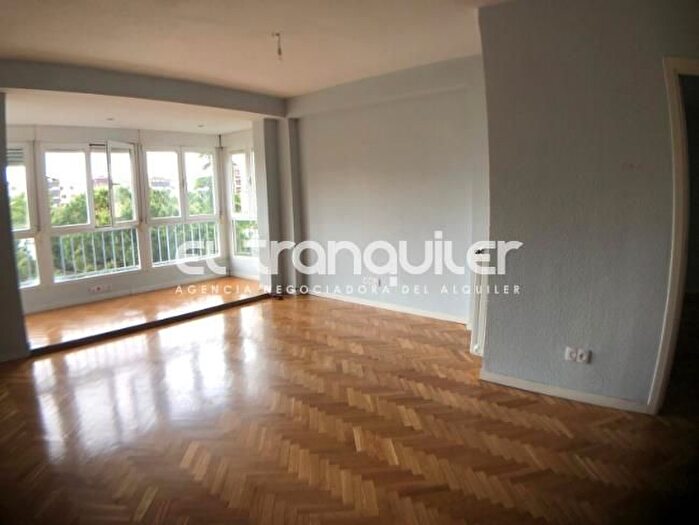 Piso en alquiler en Ciudad Lineal, San Pascual de 2 habitaciones