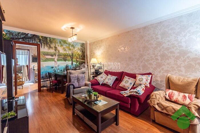 Casas en venta y pisos alquiler - 1