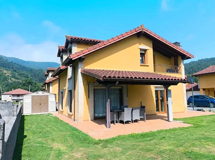 Casas en venta y pisos alquiler - 1