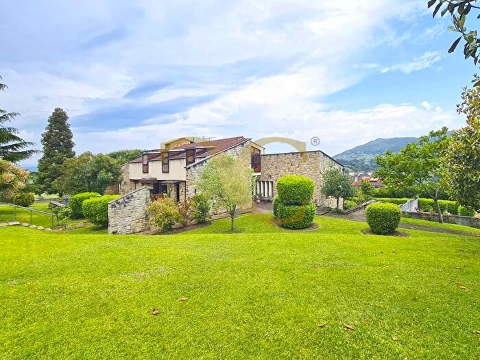Casa en venta en Parque del Oeste Olivares, Olivares de 7 habitaciones