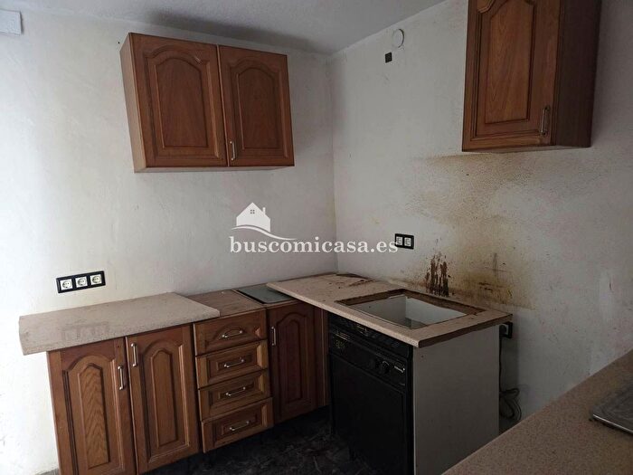 Casas en venta y pisos alquiler - 2