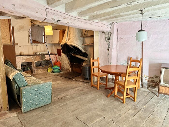 Casas en venta y pisos alquiler - 2