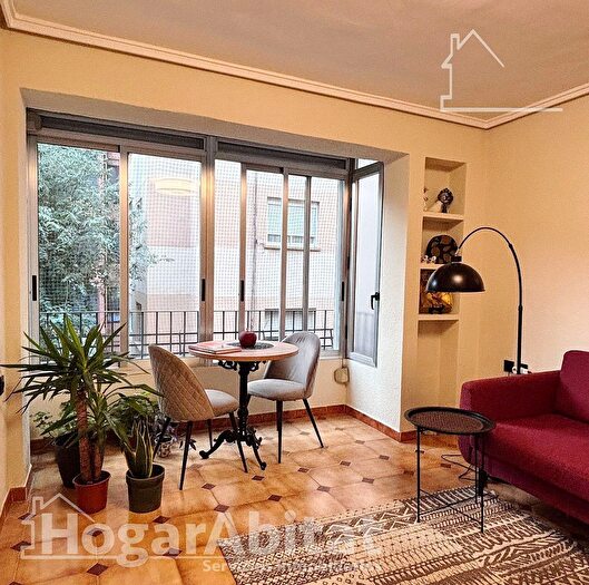 Casas en venta y pisos alquiler - 1