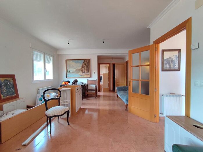 Casas en venta y pisos alquiler - 2
