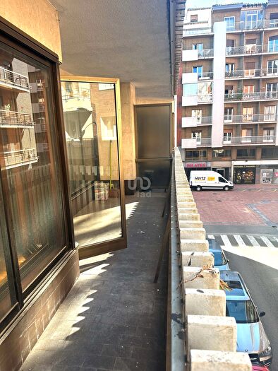Casas en venta y pisos alquiler - 2