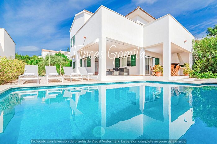 Casa en venta en Na Macaret, Es Mercadal de 4 habitaciones