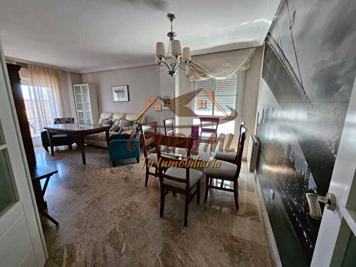 Casas en venta y pisos alquiler - 1