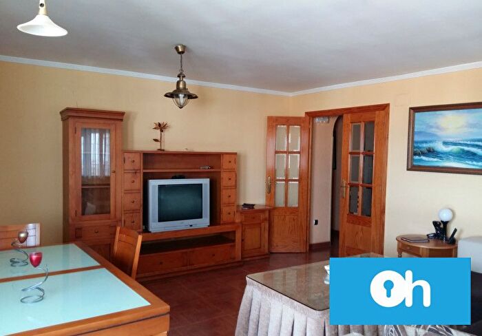 Casas en venta y pisos alquiler - 1