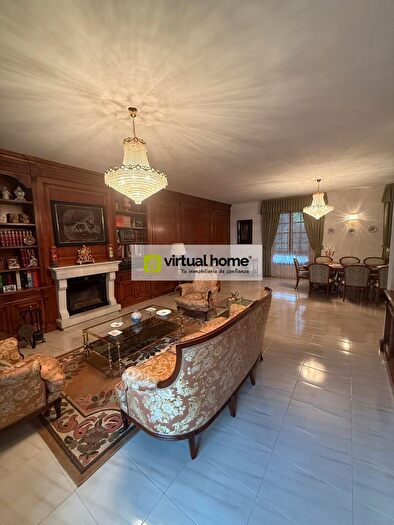 Casas en venta y pisos alquiler - 3