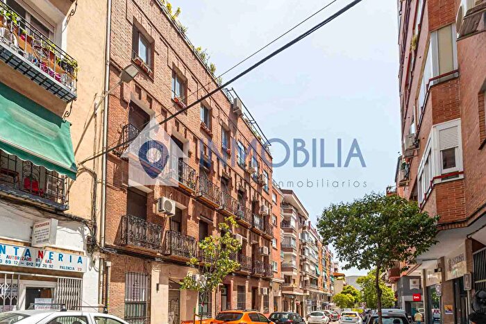 Casas en venta y pisos alquiler - 1