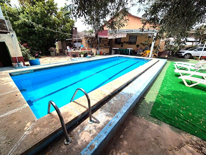 Casas en venta y pisos alquiler - 1