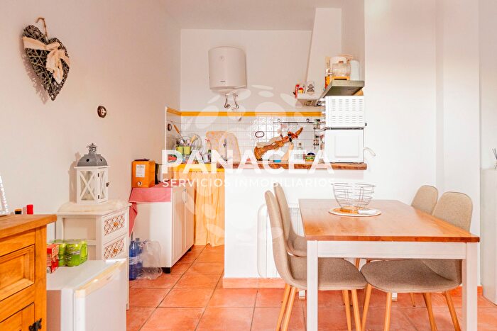 Casas en venta y pisos alquiler - 2