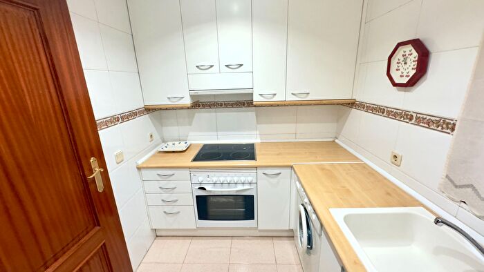 Casas en venta y pisos alquiler - 2