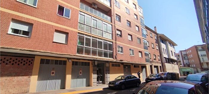 Piso en alquiler en San Pablo y Santa Marina, Palencia Capital de 3 habitaciones