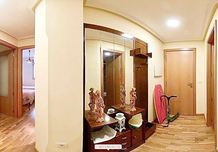 Casas en venta y pisos alquiler - 3