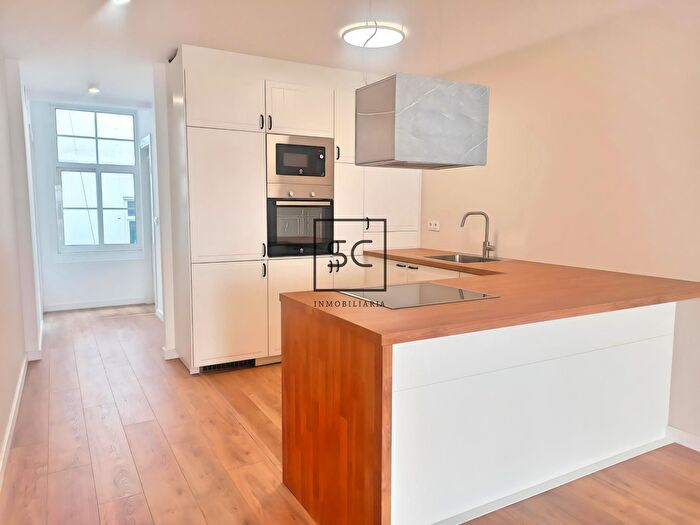 Casas en venta y pisos alquiler - 1