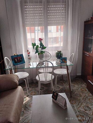 Casas en venta y pisos alquiler - 2