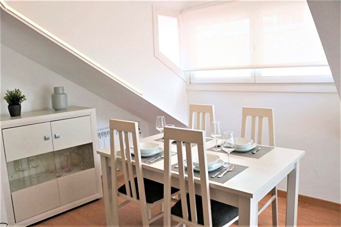 Casas en venta y pisos alquiler - 2