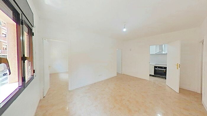 Piso en venta en Horta Guinardó, El Carmel de 4 habitaciones