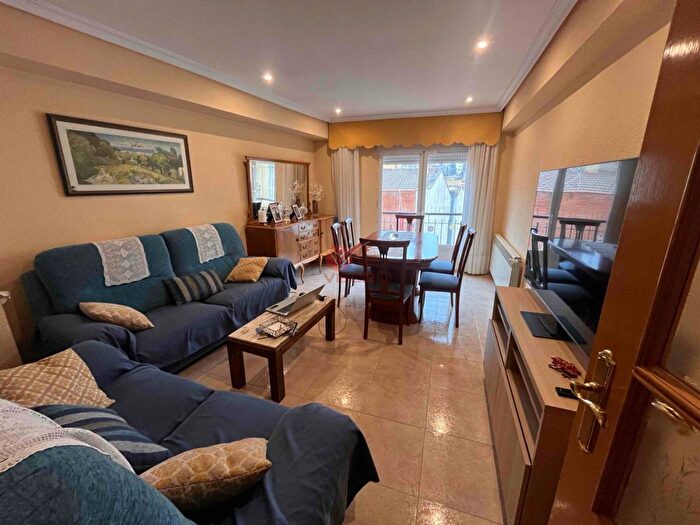 Casas en venta y pisos alquiler - 1