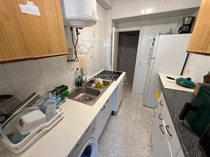Casas en venta y pisos alquiler - 2