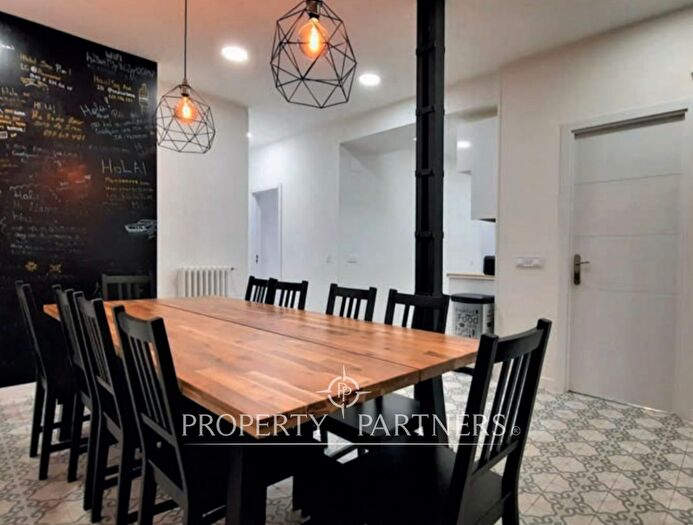 Casas en venta y pisos alquiler - 1