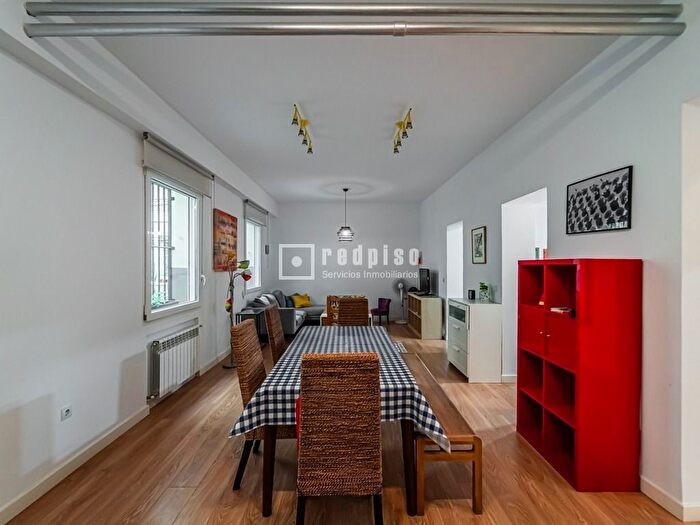Casas en venta y pisos alquiler - 2