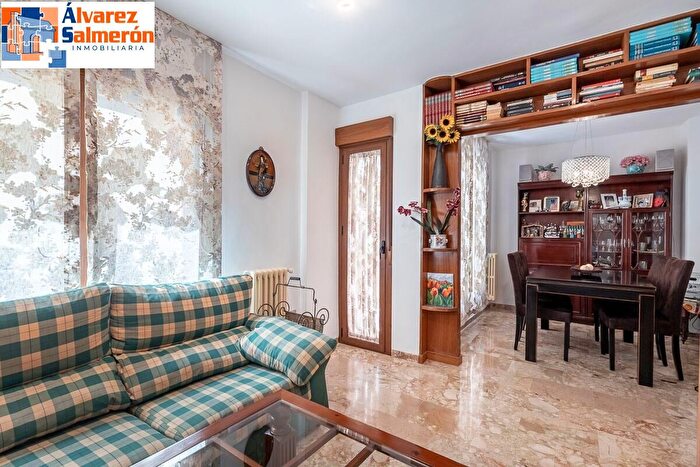 Casas en venta y pisos alquiler - 1