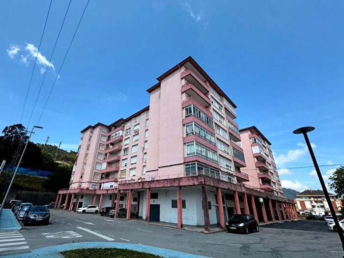 Casas en venta y pisos alquiler - 1