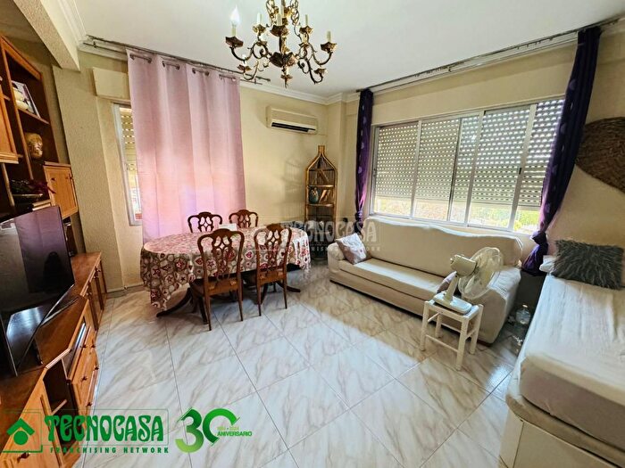 Casas en venta y pisos alquiler - 2
