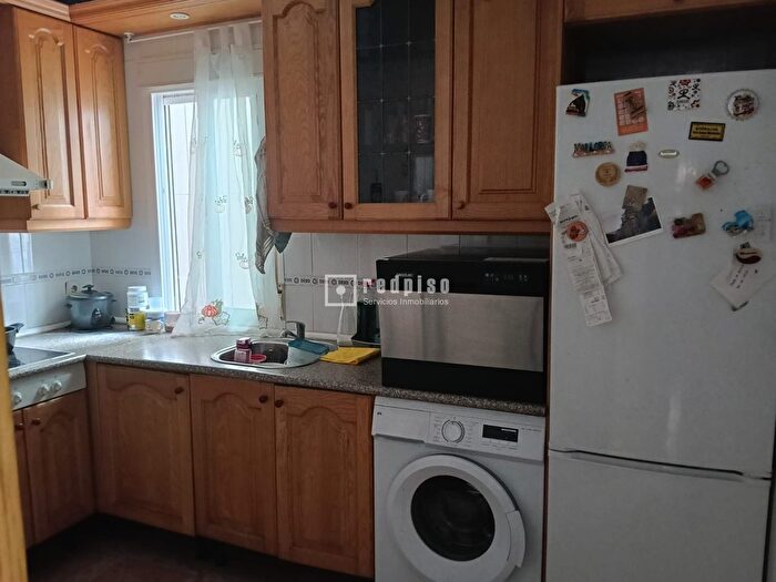 Casas en venta y pisos alquiler - 1