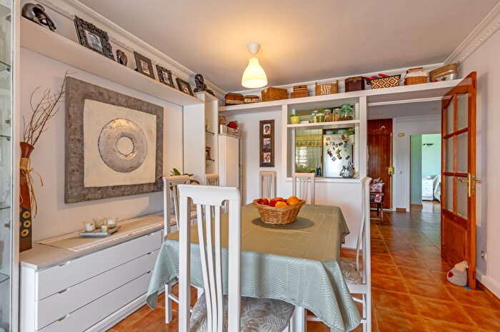 Casas en venta y pisos alquiler - 2