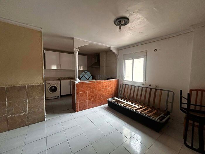 Casas en venta y pisos alquiler - 2