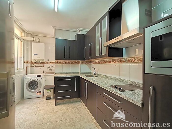 Casas en venta y pisos alquiler - 3
