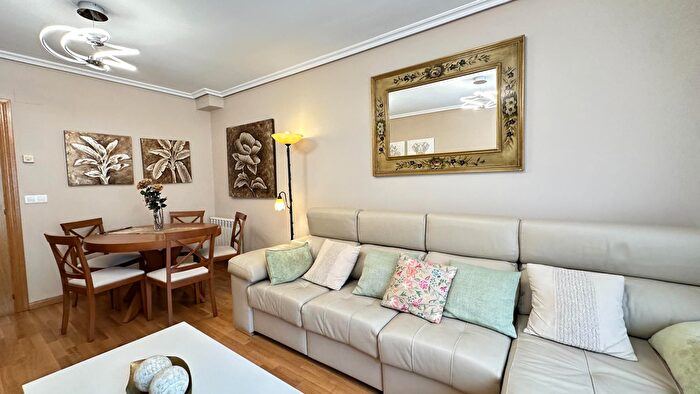 Casas en venta y pisos alquiler - 2