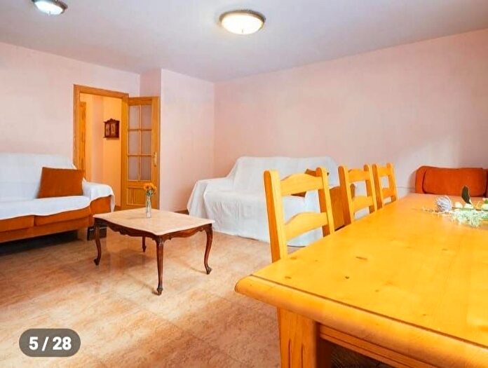 Casas en venta y pisos alquiler - 2