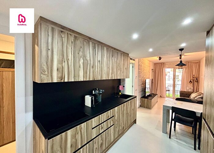 Casas en venta y pisos alquiler - 1