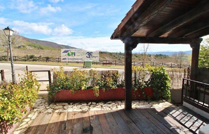 Piso en venta en Poblaciones norte, Jaca de 2 habitaciones