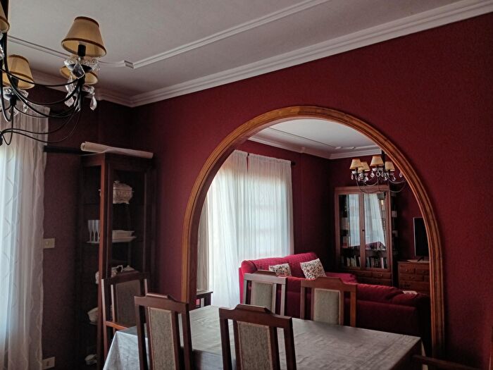 Casas en venta y pisos alquiler - 2
