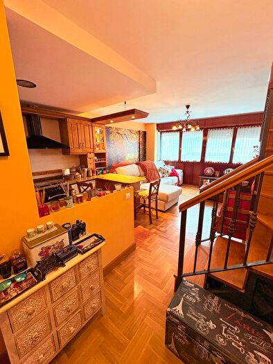 Casas en venta y pisos alquiler - 2