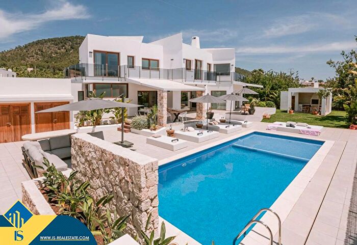 Casa en venta en Sant Jordi de Ses Salines Sant Francesc, Sant Josep de sa Talaia de 5 habitaciones